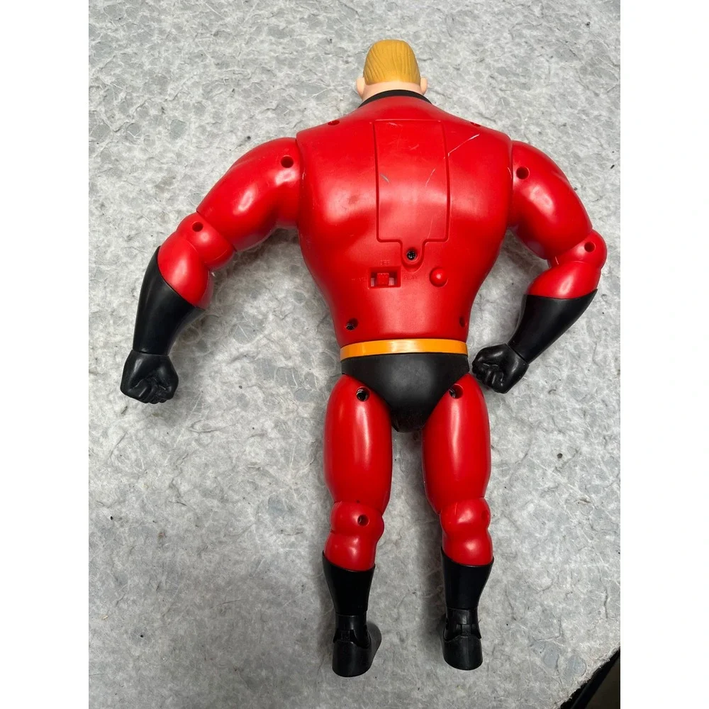 Disney Pixar The Incredibles Mr Incredible 13 Inch talking Action‎ Figure